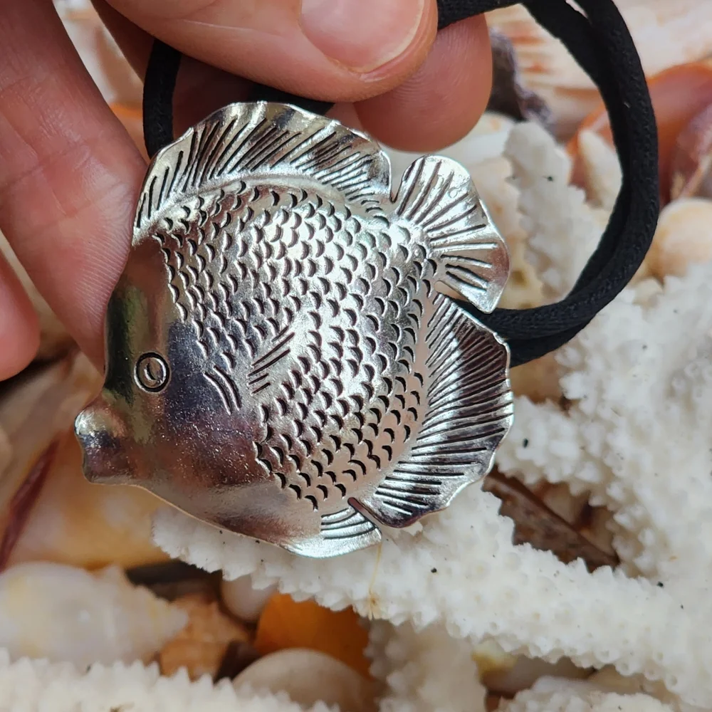 ❤️ Silver Pendant Ocean Fish Soft Black Cord Necklace Boho Mermaid Jewelry